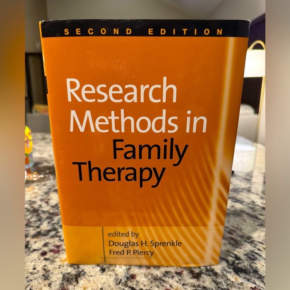 📚Research Methods in Family Therapy Book